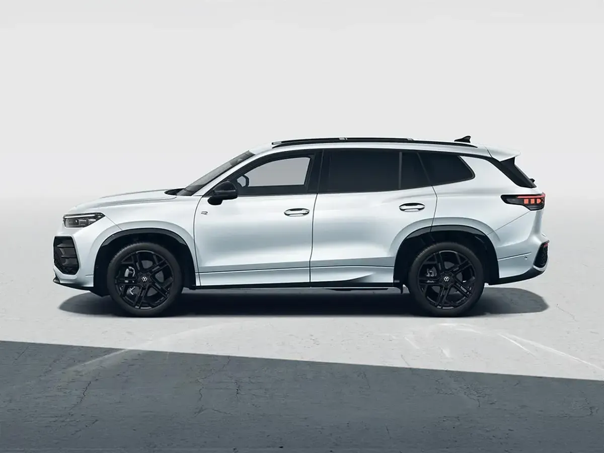 Nuova VW Tayron R-line Plus 150 CV (110 kW) 2026 Grigio SUV