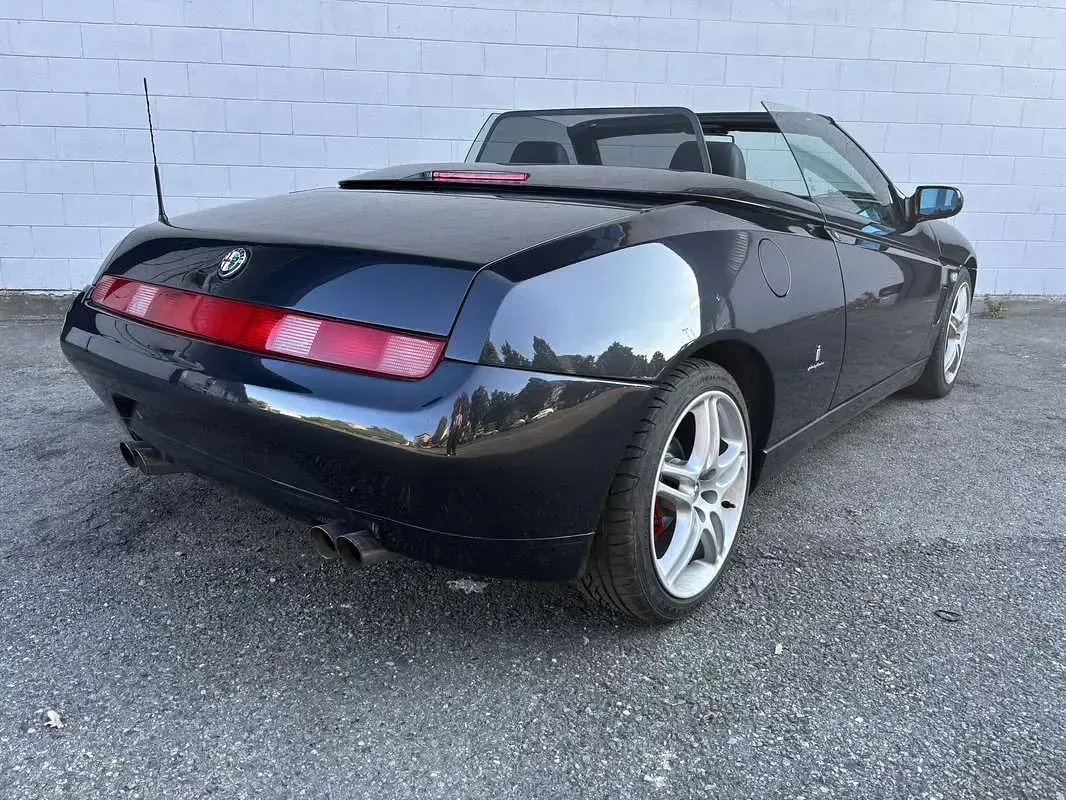 Usata Alfa Romeo Spider 239 CV (175 kW) 2004 Cabrio