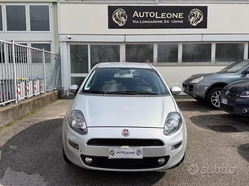 Usata Fiat Punto Street 75 CV (55 kW) 2014 Grigio Utilitaria