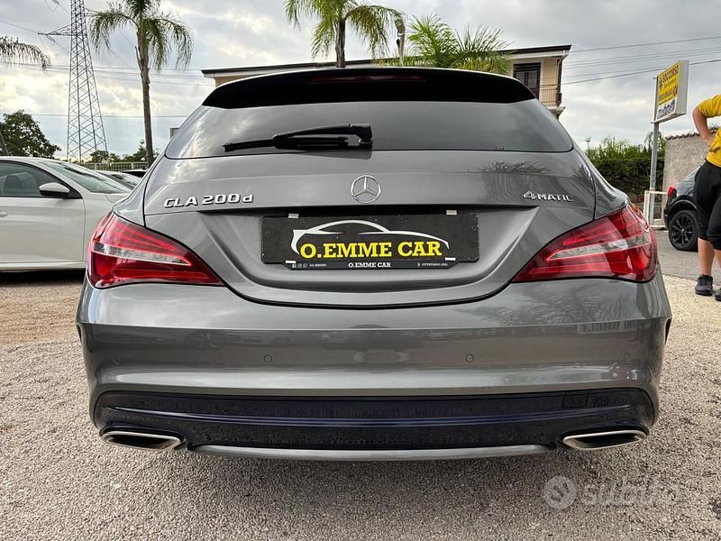 Usata Mercedes CLA200 136 CV (100 kW) 2018 Grigio Station wagon