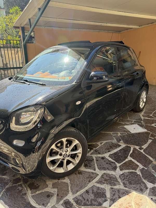 Usata Smart ForFour Passion 90 CV (66 kW) 2015 Utilitaria
