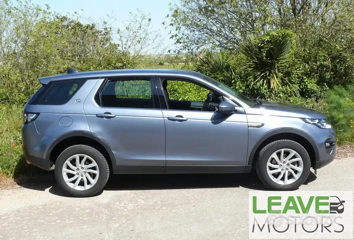 Usado Land Rover Discovery Sport 150 HP (110 kW) 2018 Azul SUV