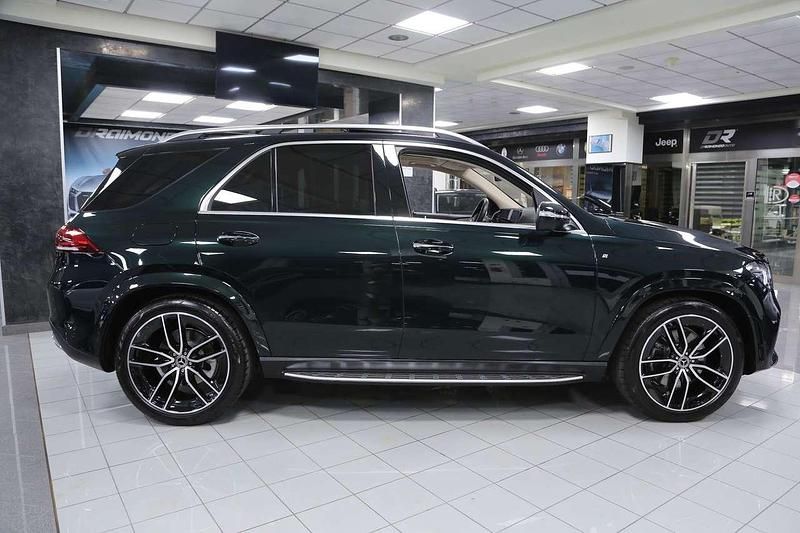 Usata Mercedes GLE300 Premium Plus 245 CV (180 kW) 2021 Verde smeraldo SUV