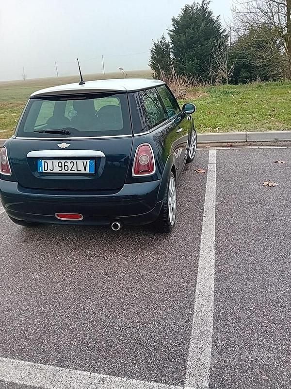 Occasion Mini Cooper D 109 ch (80 kW) 2007 Noir Citadine