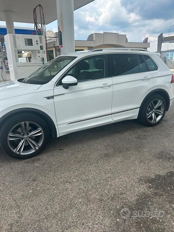 Usata VW Tiguan R-line 115 CV (84 kW) 2019 SUV