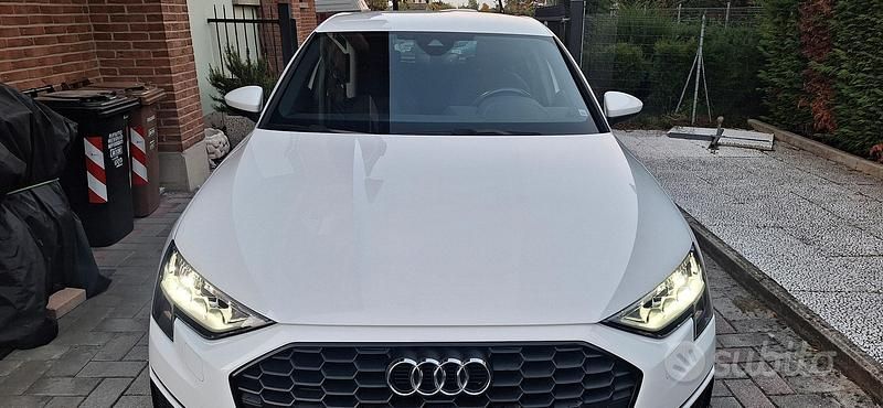 Bianco Usata 2022 Audi A3 Advanced Tre volumi | 25.500 € (Ottimo prezzo) - Immagine 1/4