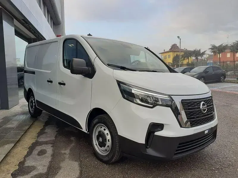 Nuova Renault Trafic 110 CV (80 kW) 2026 Bianco