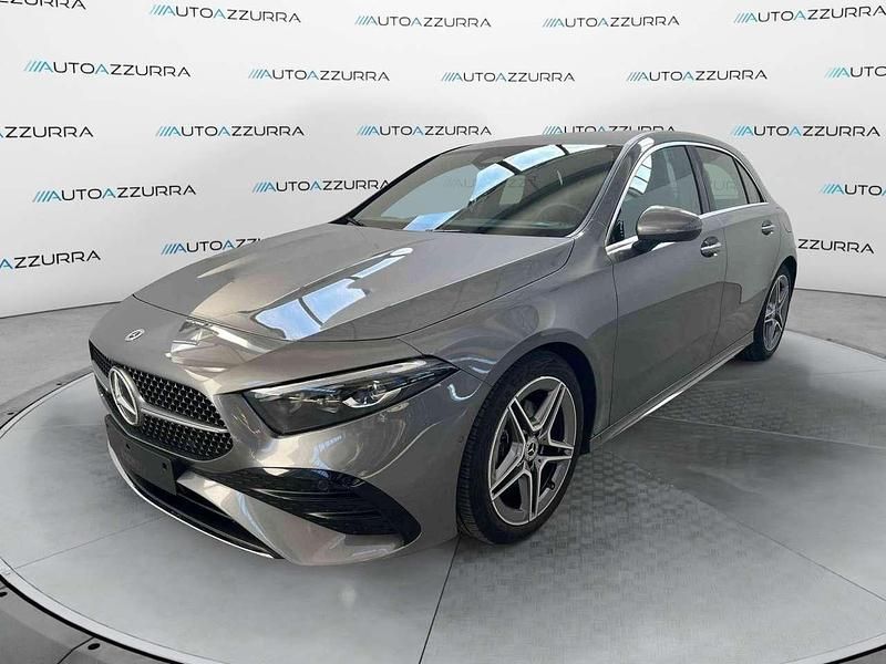 Usata Mercedes A200 Advanced Plus 163 CV (119 kW) 2025 Grigio Utilitaria