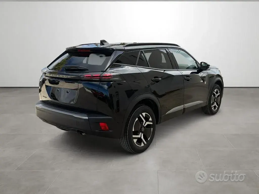 Nuova Peugeot 2008 Allure 101 CV (74 kW) 2025 SUV