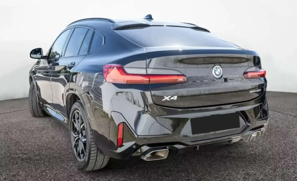 Usata BMW X4 M Sport 184 CV (135 kW) 2023 Nero SUV