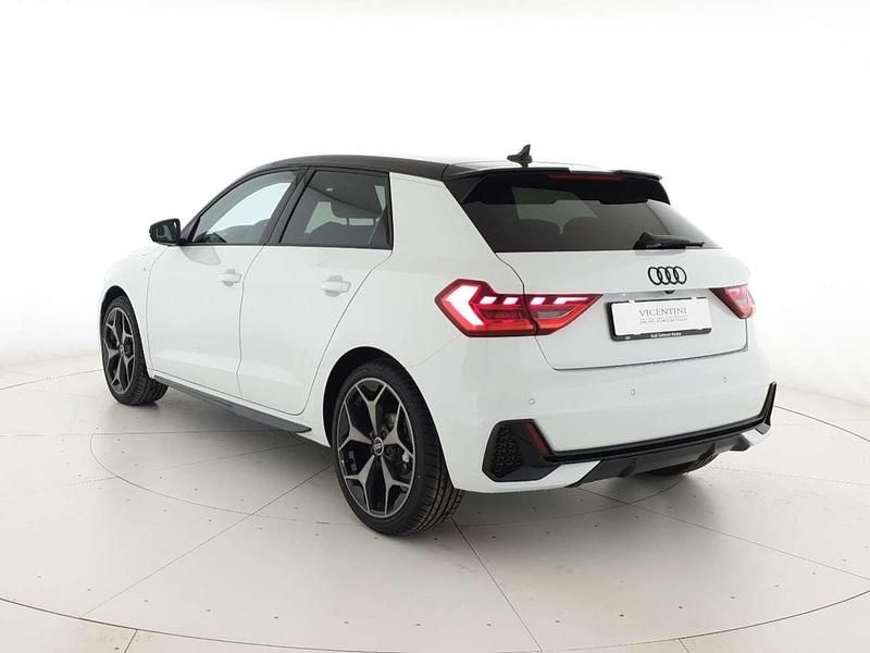 Nuova Audi A1 Sportback 116 CV (85 kW) 2026 Bianco ghiaccio metallizzato n Utilitaria