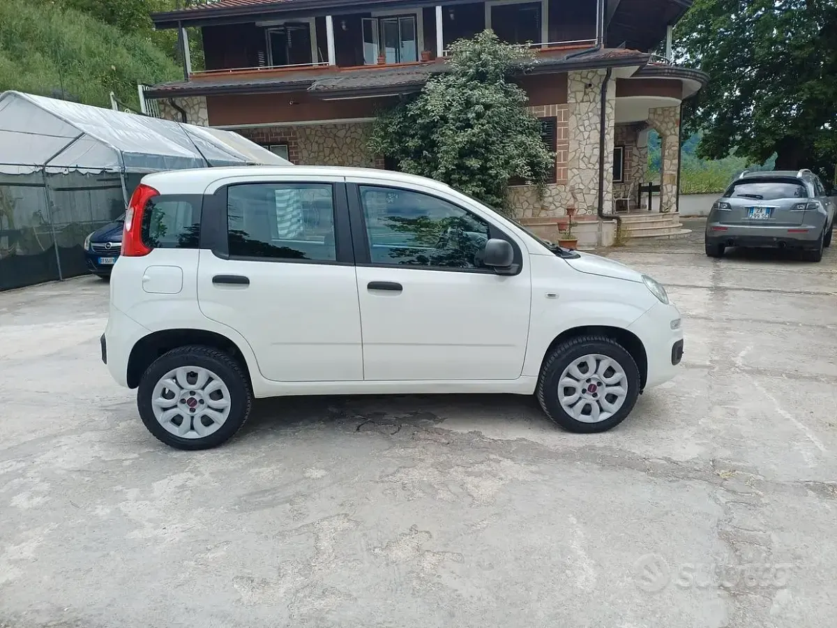 Occasion Fiat Panda Easy 70 ch (51 kW) 2018 Blanc Citadine