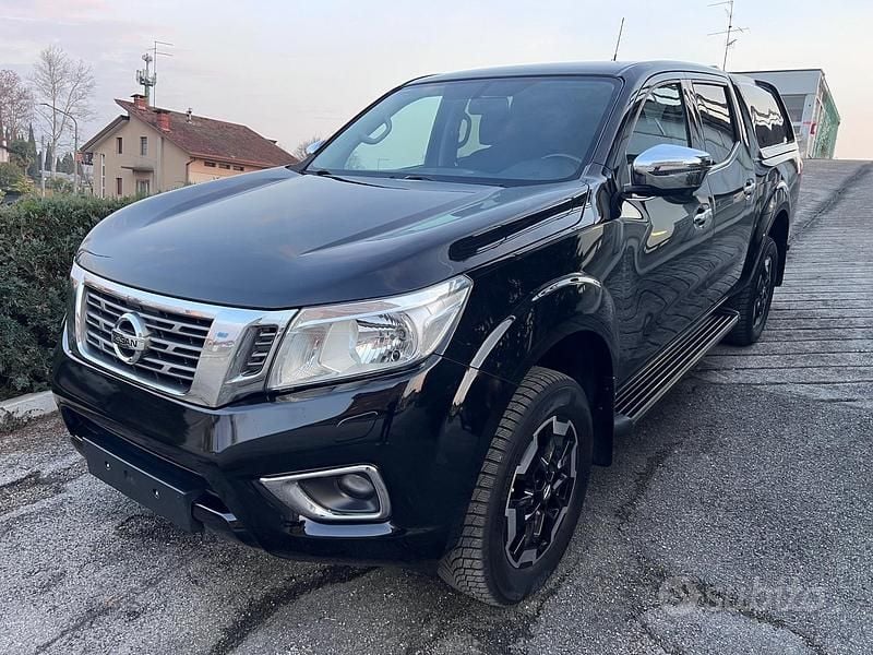 Usata Nissan Navara N-Connecta 163 CV (119 kW) 2019 Nero Pick-up
