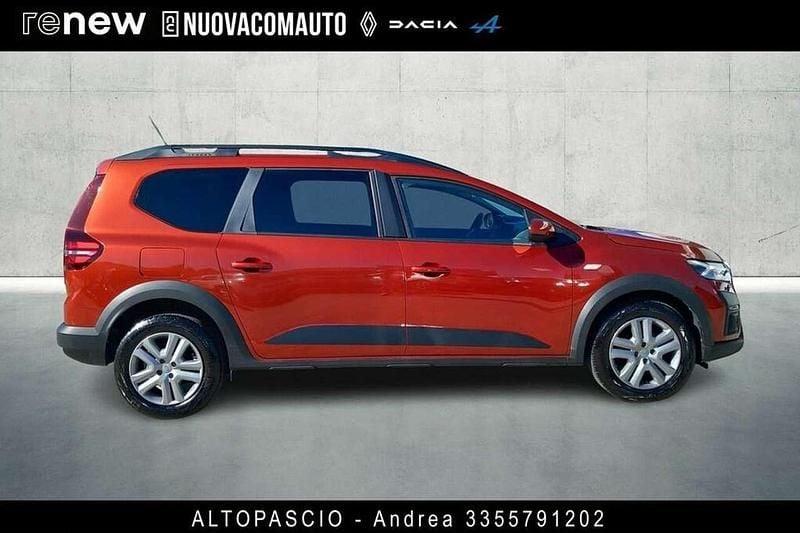 Usata Dacia Jogger Expression 110 CV (80 kW) 2022 Arancione Monovolume