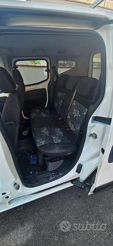 Usata Fiat Qubo 75 CV (55 kW) 2013 Bianco Monovolume