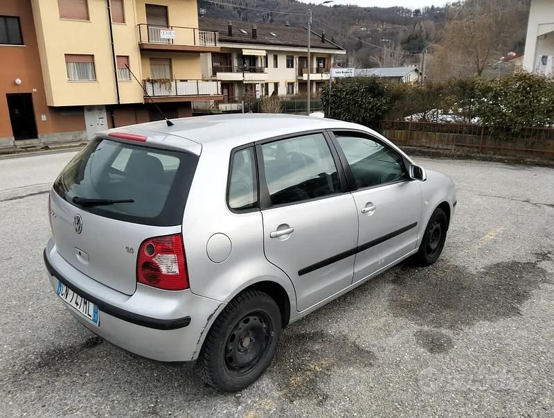 Usata VW Polo 2004 Grigio Utilitaria