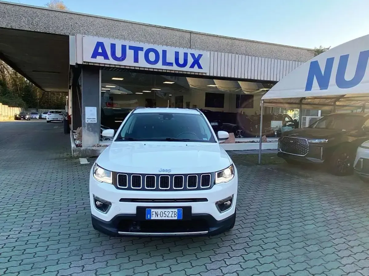 Usata Jeep Compass Limited 140 CV (102 kW) 2018 Bianco SUV