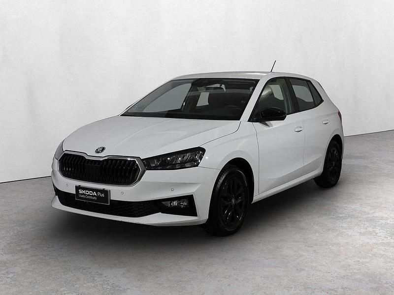 Bianco luna metallizzato Usata 2025 Skoda Fabia Tre volumi | 16.900 € (Buon prezzo) - Immagine 1/4
