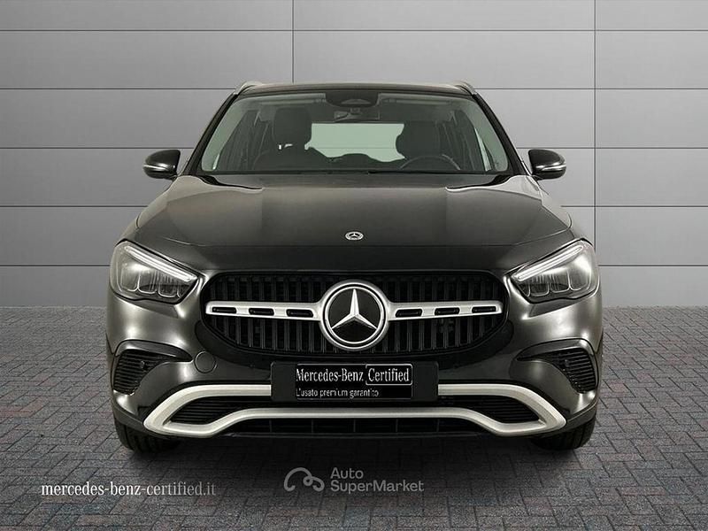 Usata Mercedes GLA180 Advanced 116 CV (85 kW) 2025 Nero SUV