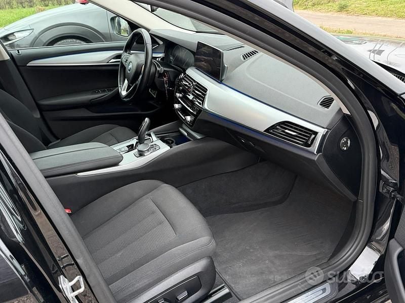 Usata BMW 520 190 CV (139 kW) 2018 Nero Station wagon