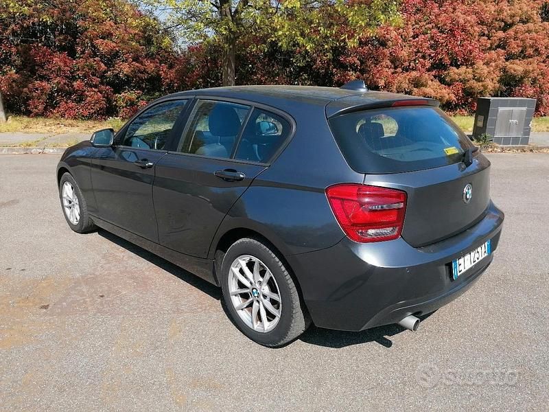 Usata BMW 116 Sport Line 116 CV (85 kW) 2014 Grigio Utilitaria
