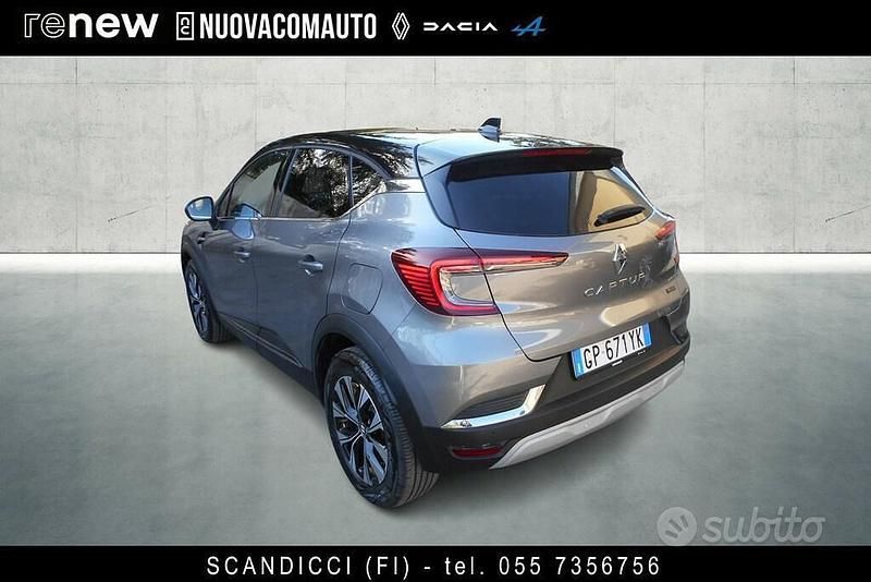 Occasion Renault Captur Techno 160 ch (117 kW) 2023 Gris SUV