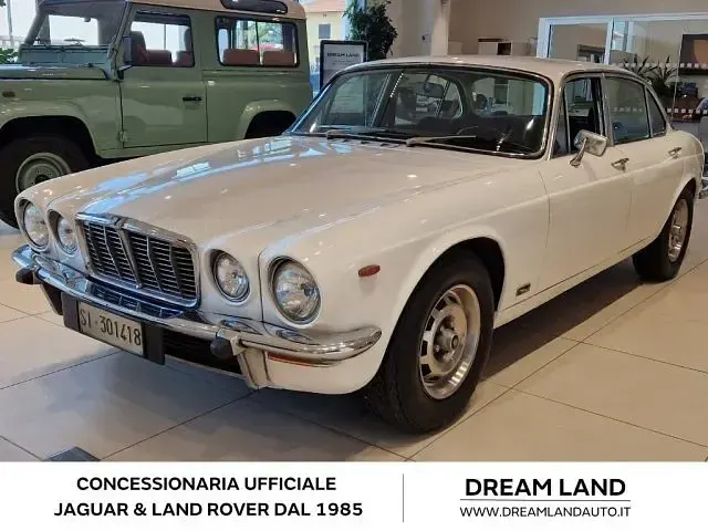 Usata Jaguar XJ6 159 CV (116 kW) 1976 Bianco Berlina