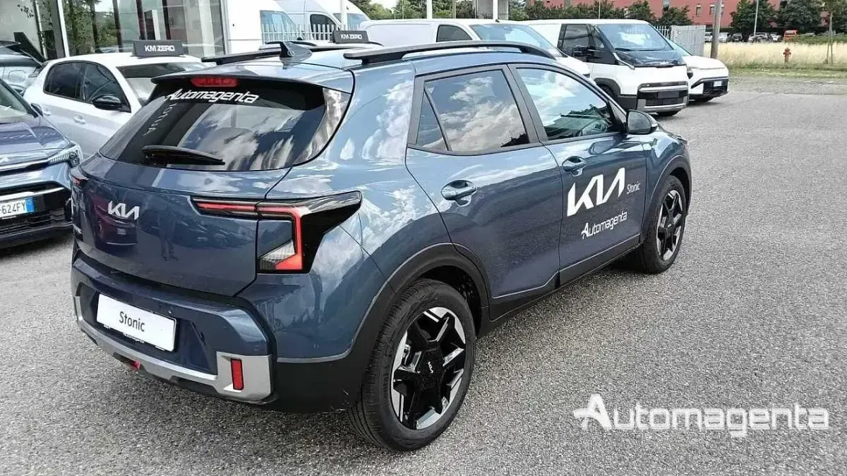 Nuova Kia Stonic Launch Edition 115 CV (84 kW) 2025 Blu SUV