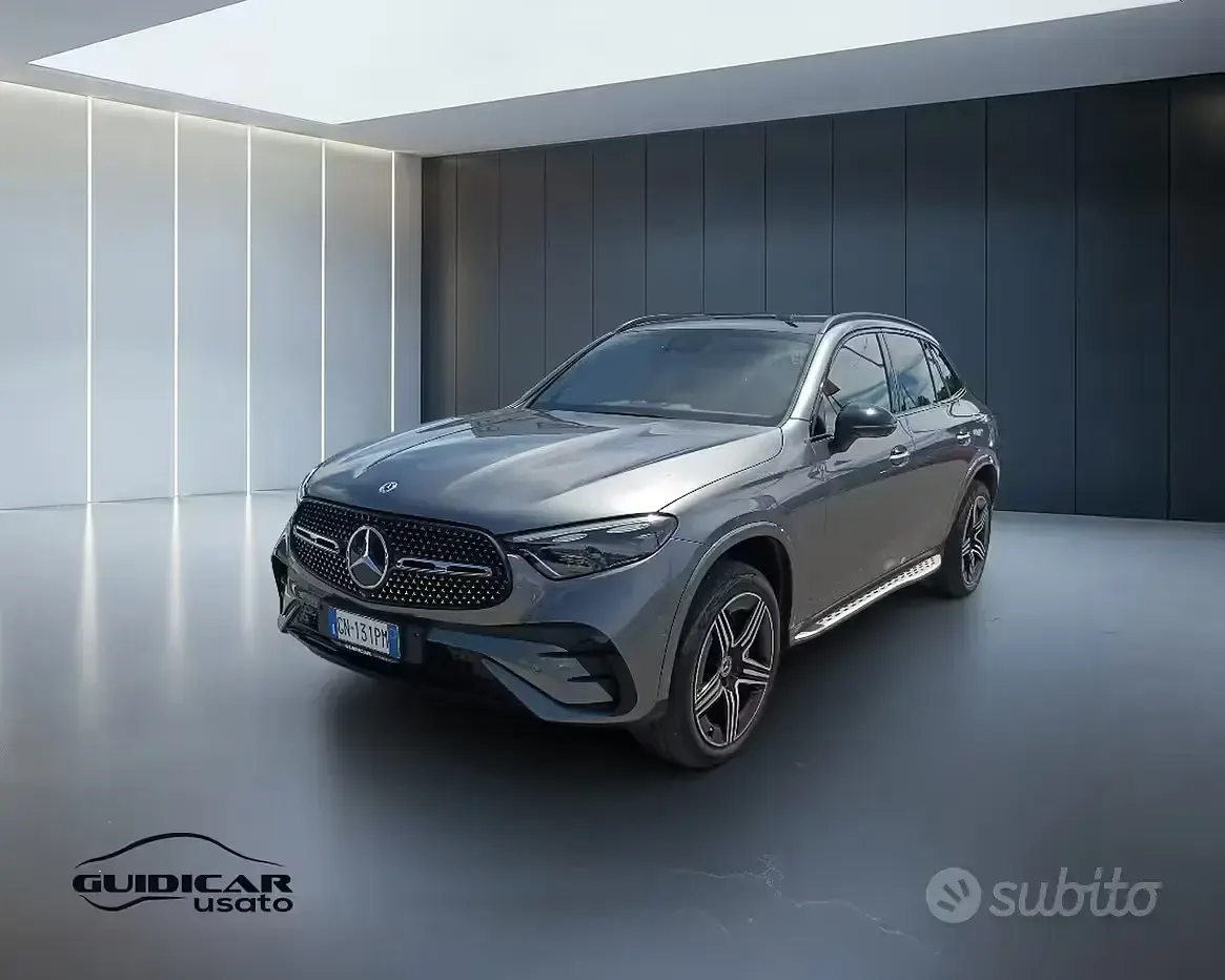 Usata Mercedes GLC300de Premium 197 CV (144 kW) 2023 Grigio SUV