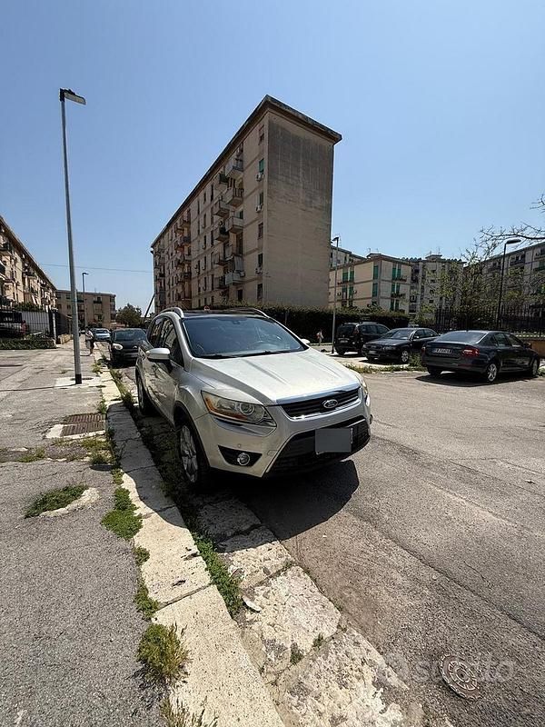Occasion Ford Kuga 136 ch (100 kW) 2008 Gris SUV
