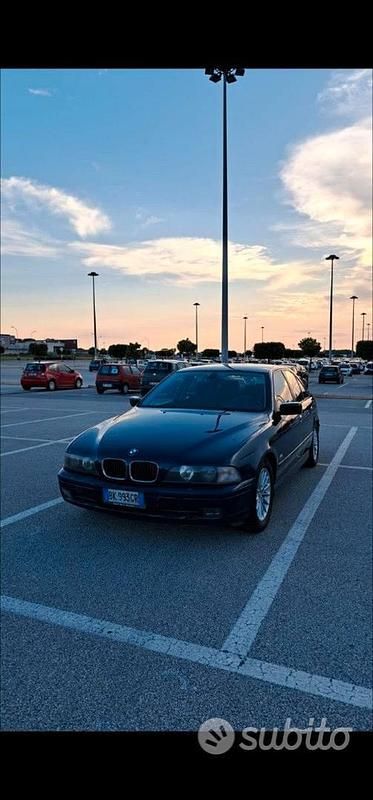 Blu Usata 2000 BMW 525 M Sport Tre volumi | 3000 € (Super prezzo) - Immagine 1/4
