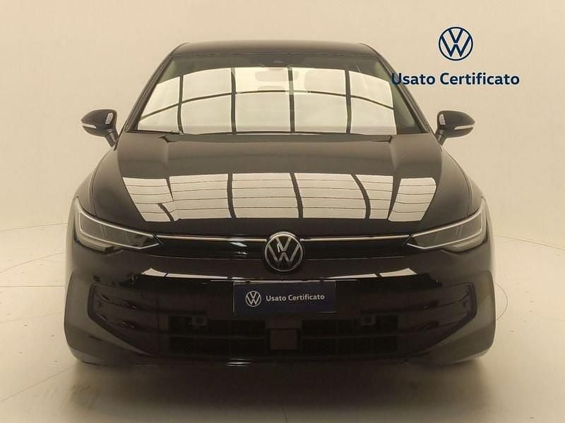Usata VW Golf VIII Life 115 CV (84 kW) 2025 Nero Utilitaria