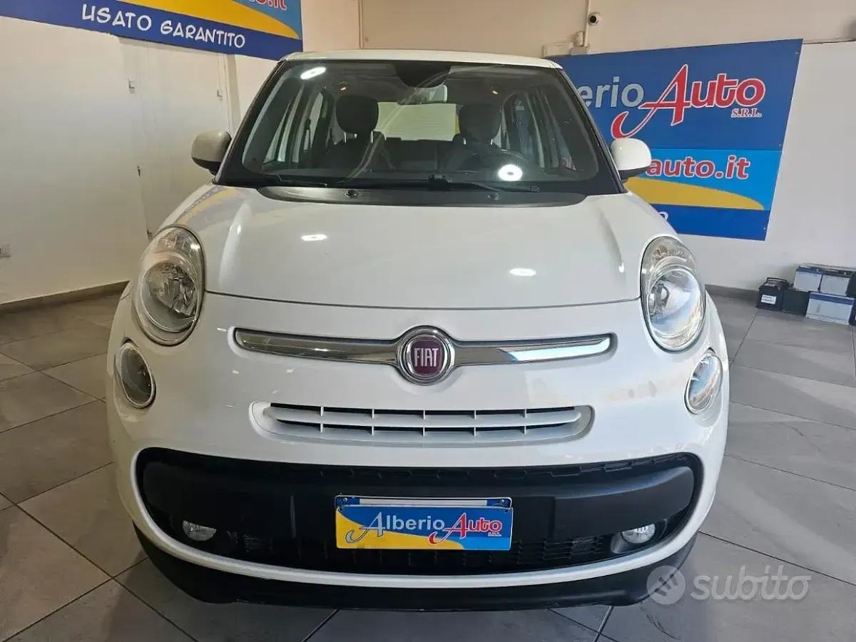 Usata Fiat 500L Lounge 84 CV (61 kW) 2014 Bianco Monovolume