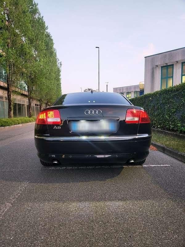 Usata Audi A8 Ambiente 232 CV (170 kW) 2005 Berlina