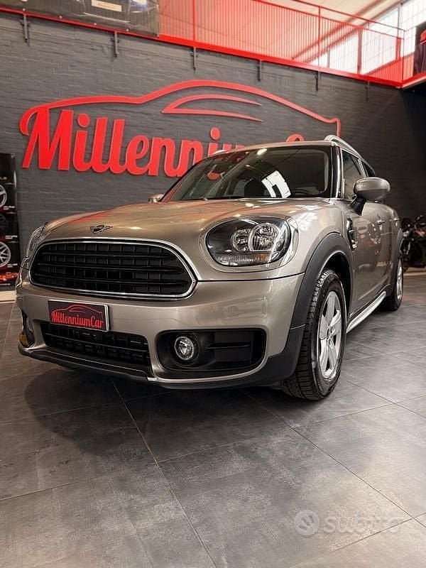 Usata Mini Cooper D Countryman Business 150 CV (110 kW) 2020 Grigio SUV