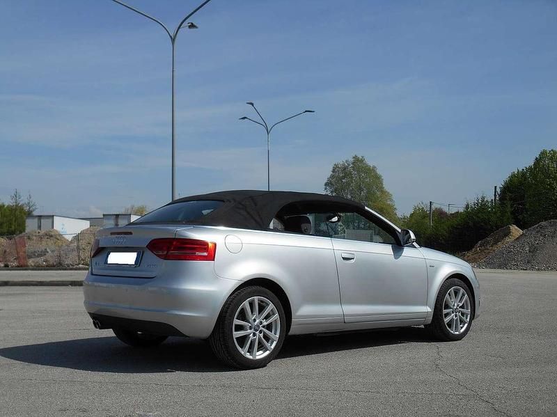 Usata Audi A3 Cabriolet Ambition 105 CV (77 kW) 2008 Argento Cabrio