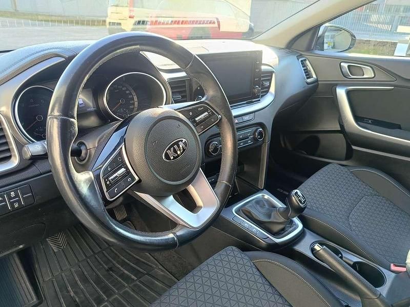 Usata Kia XCeed Urban 163 CV (119 kW) 2020 Grigio SUV