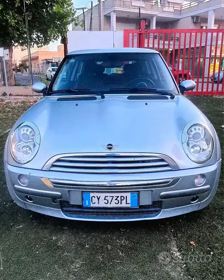 Usata Mini One D 88 CV (64 kW) 2004 Grigio Utilitaria