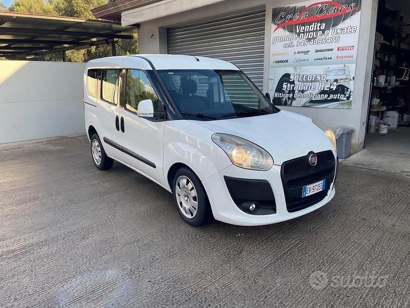Usata Fiat Doblò Active 89 CV (65 kW) 2014 Bianco Monovolume