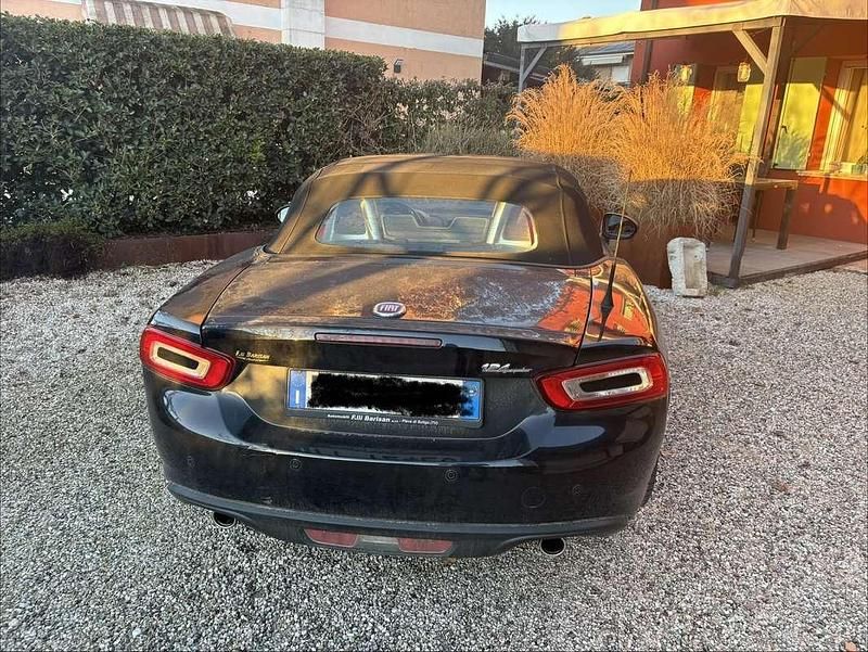 Usata Fiat 124 Spider 140 CV (102 kW) 2016 Cabrio