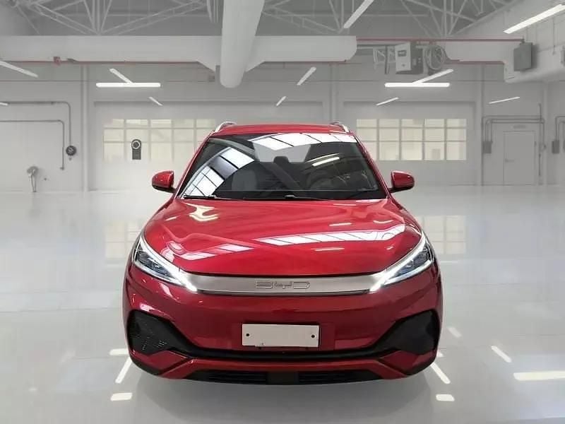 Usata BYD Atto 3 Comfort 64 kW (88 CV) 2024 Rosso SUV