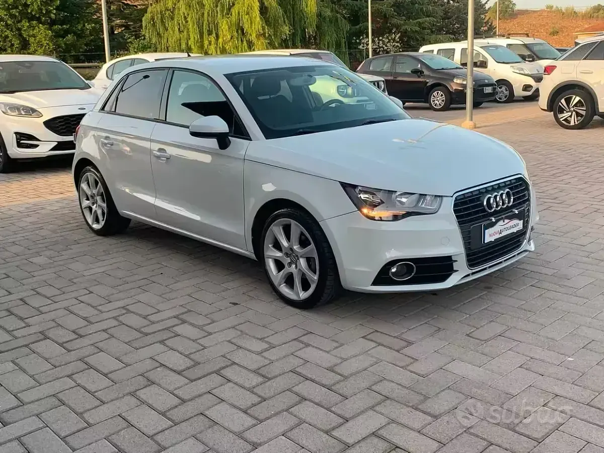 Usata Audi A1 Ambition 90 CV (66 kW) 2014 Bianco Utilitaria