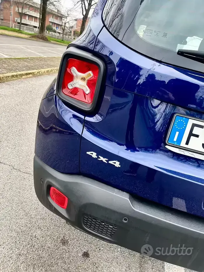 Usata Jeep Renegade Longitude 140 CV (102 kW) 2018 Blu SUV