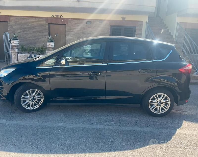 Usata Ford C-MAX Titanium 115 CV (84 kW) 2012 Nero Monovolume