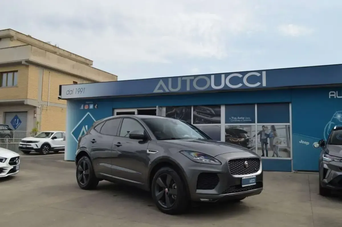 Usata Jaguar E-Pace R-Dynamic 200 CV (147 kW) 2020 Corris gray SUV
