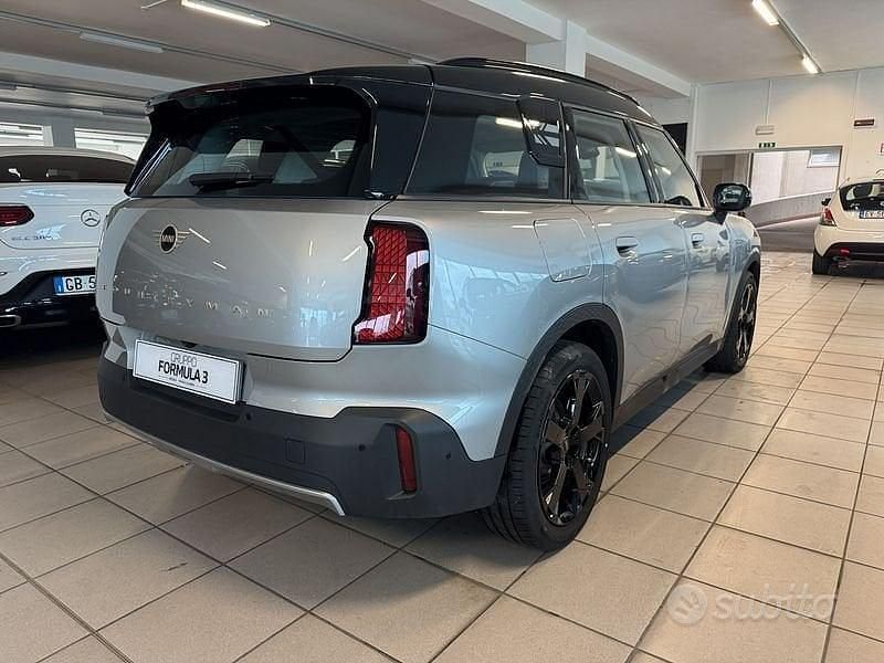 Usata Mini Countryman Favoured 170 CV (125 kW) 2025 Grigio SUV