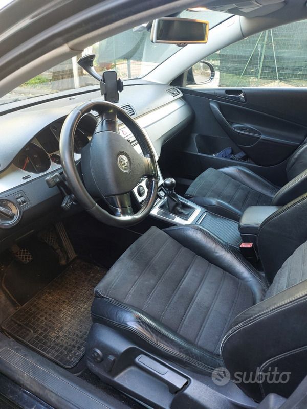 Usata VW Passat 170 CV (125 kW) 2007 Nero Station wagon