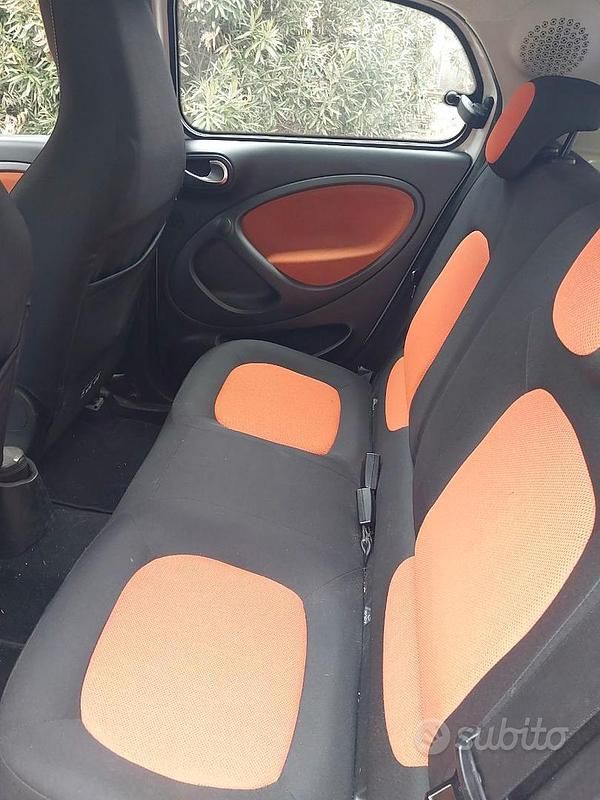 Begagnad Smart ForFour 71 HK (52 kW) 2015 Halvkombi