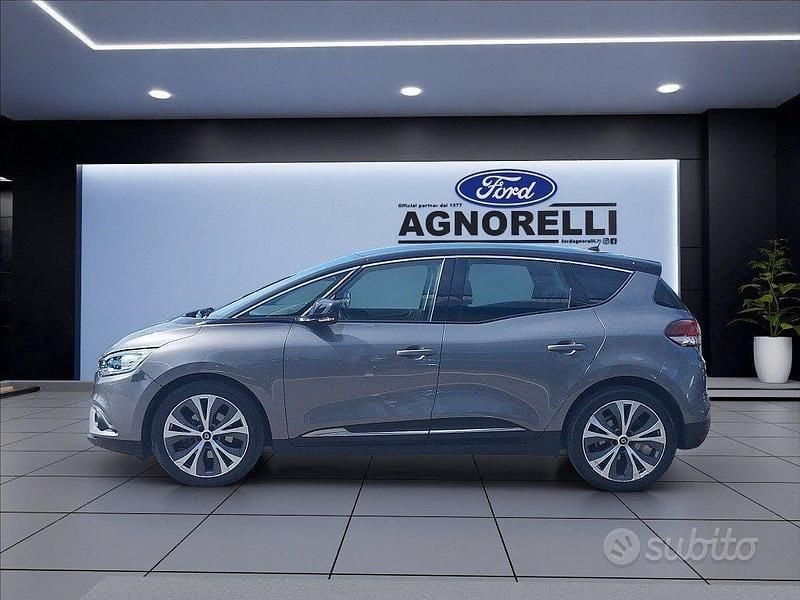 Usata Renault Scénic IV Intens 120 CV (88 kW) 2020 Grigio Monovolume