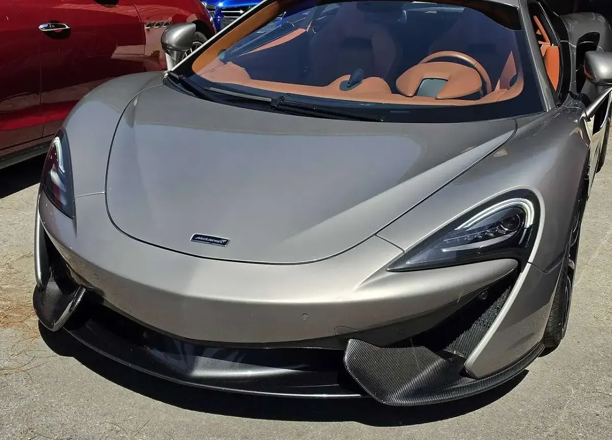 Usata McLaren 570S 570 CV (419 kW) 2016 Silver blade Coupé